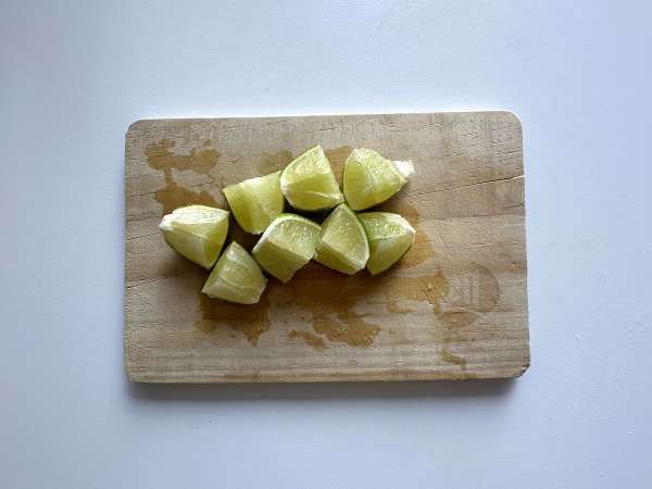 Lemon Caipirinha: den brasilianske drink, der er nem at lave uden en cocktailshaker - Forberedelse trin 2