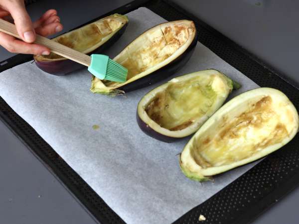 Fyldte auberginer med gratineret mozzarella - Forberedelse trin 2