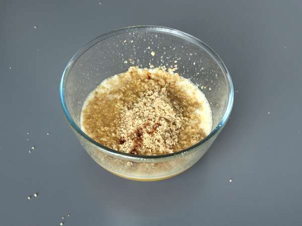 Supernem valnøddekage lavet med kun 4 ingredienser - Forberedelse trin 3