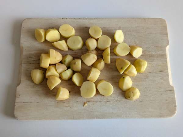 Cremebagte cacio e pepe-kartofler: det nemme tilbehør, der driver alle til vanvid! - Forberedelse trin 1