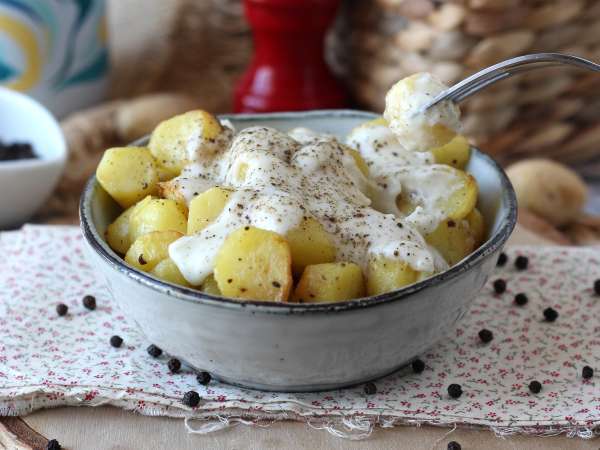 Cremebagte cacio e pepe-kartofler: det nemme tilbehør, der driver alle til vanvid! - Forberedelse trin 8