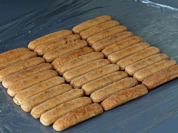 Tiramisu-formet træstamme uden form til kaffeelskere - Forberedelse trin 3