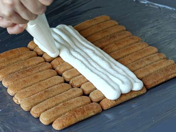 Tiramisu-formet træstamme uden form til kaffeelskere - Forberedelse trin 4