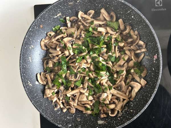 Cremeæg med svampe: den hurtige og superbehagelige opskrift! - Forberedelse trin 6