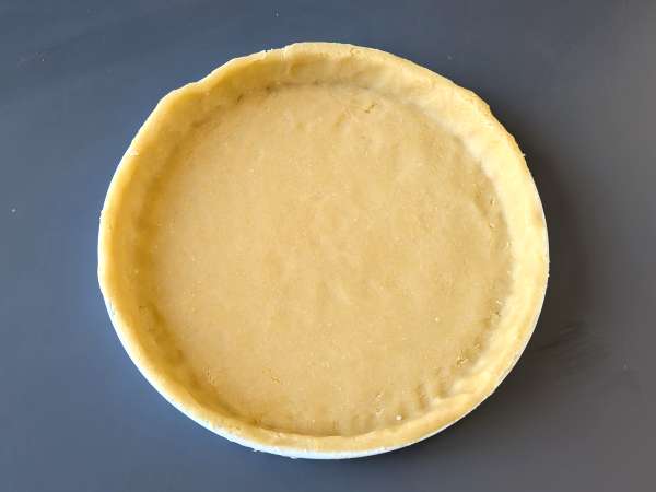 Tærte med jordbærmarmelade: klassisk opskrift på mørdej (også hjerter) - Forberedelse trin 5