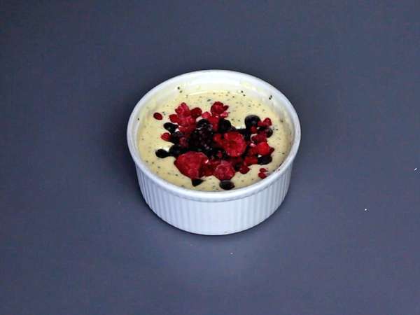 Superenkel proteinkage med rød frugt - Forberedelse trin 3