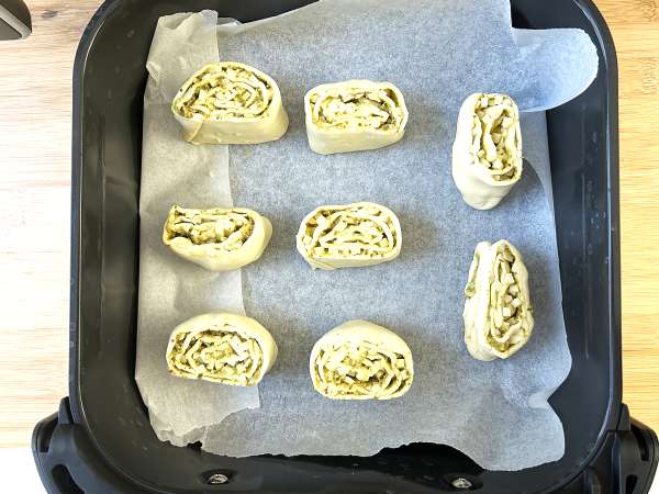 Mozzarella pesto butterdej med air fryer, klar på 15 minutter! - Forberedelse trin 5