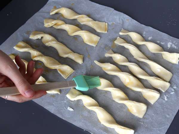 Flaky ostetwists med Airfryer - Forberedelse trin 5