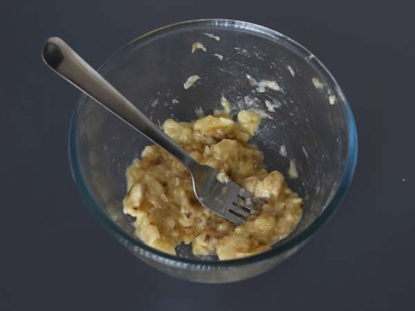 Ekstra gourmetmuffins med banan og chokoladestykker - Forberedelse trin 1