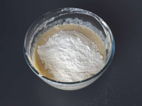 Ekstra gourmetmuffins med banan og chokoladestykker - Forberedelse trin 4