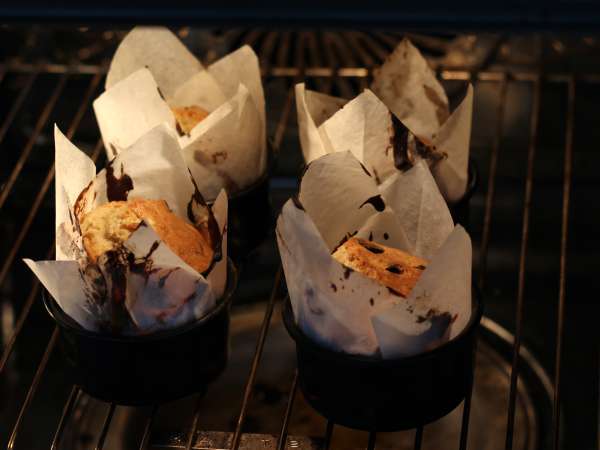 Ekstra gourmetmuffins med banan og chokoladestykker - Forberedelse trin 10