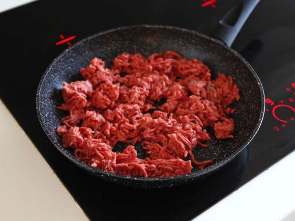 Ovnbagte tortillas med quesadillas og krydret oksekødsfyld - Forberedelse trin 1