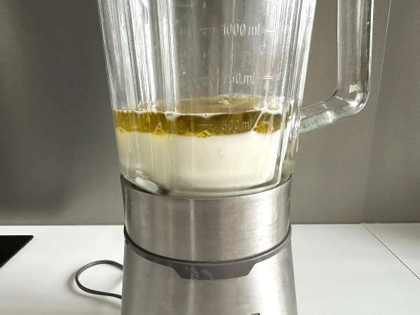 Krydret kagedej i en blender: hurtig, nem og ultrafugtig - Forberedelse trin 2