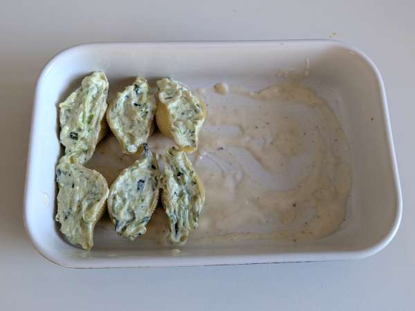 Conchiglioni fyldt med ricotta, courgetter og citron: cremet og gratineret i ovnen - Forberedelse trin 7