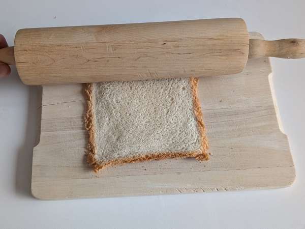 Brødkurve med mozzarella, cherrytomater og sorte oliven - Forberedelse trin 2