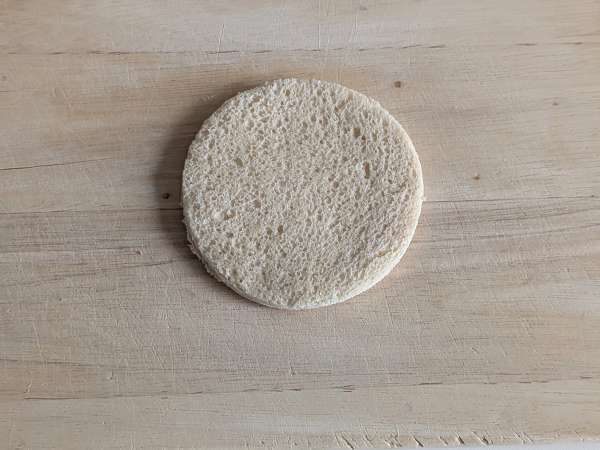 Brødkurve med mozzarella, cherrytomater og sorte oliven - Forberedelse trin 3