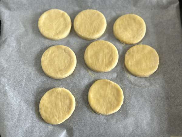 Strawberry shortcake, den amerikanske jordbærkage med fløde, der aldrig slår fejl - Forberedelse trin 5