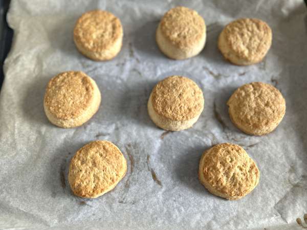 Strawberry shortcake, den amerikanske jordbærkage med fløde, der aldrig slår fejl - Forberedelse trin 6