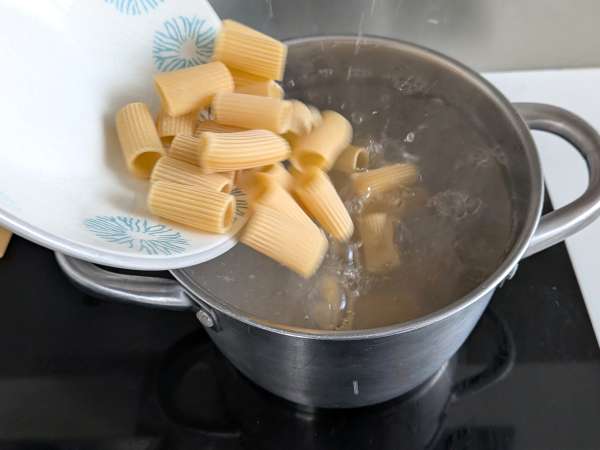 Courgette Carbonara: den vegetariske opskrift, der er nem at lave - Forberedelse trin 4