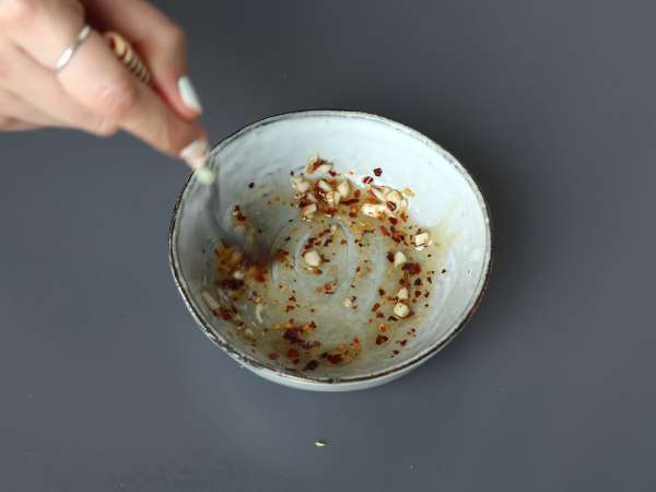 Krydret agurkesalat med peanuts - Forberedelse trin 6