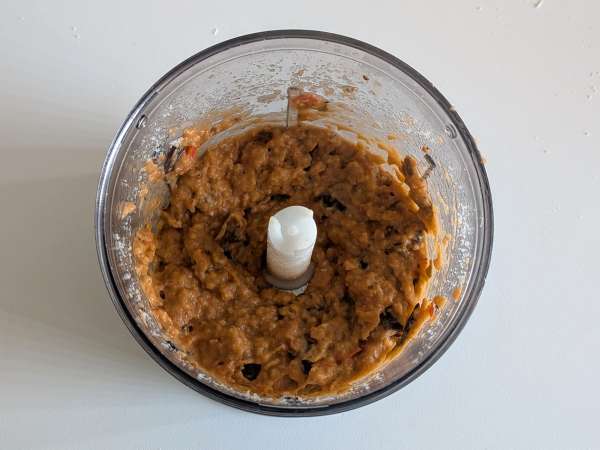Pasta med auberginecreme og cherrytomater: enkel og velsmagende opskrift - Forberedelse trin 4