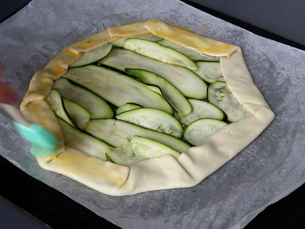 Tærte med pesto og courgetter: en nem opskrift, der dufter af sommer! - Forberedelse trin 5