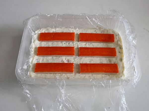 Surimi-terrine uden tilberedning: en nem kold forret, der er perfekt til sommeren - Forberedelse trin 8