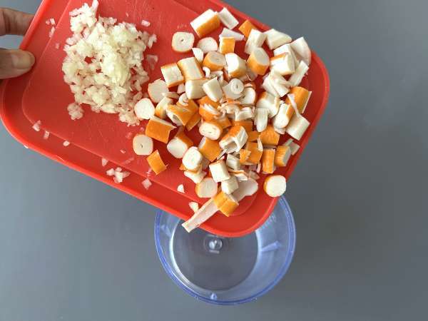 Surimi-smørbar: en lynhurtig opskrift til aperitiffen - Forberedelse trin 1