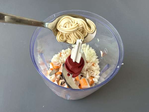 Surimi-smørbar: en lynhurtig opskrift til aperitiffen - Forberedelse trin 2