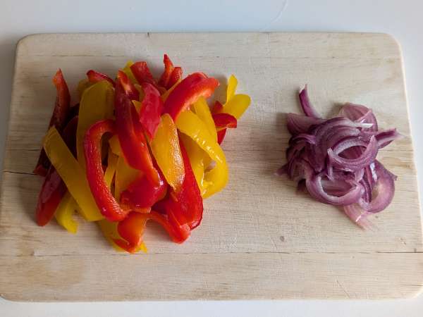 Pasta med peberfrugter og mynte: cremet og duftende - Forberedelse trin 1