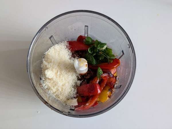 Pasta med peberfrugter og mynte: cremet og duftende - Forberedelse trin 4