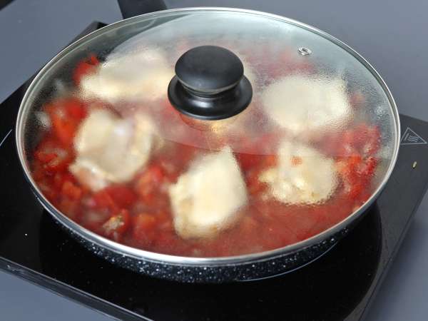 One pot med kylling, ris med tomat og peberfrugt - Forberedelse trin 7