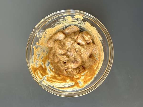 Kyllingeshawarma i luftfritøren, pitabrød og tahinisauce - Forberedelse trin 2