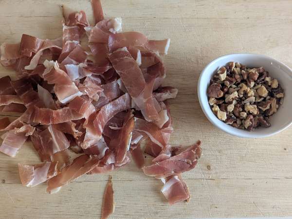 Lasagne med græskar, speck og cremede, sprøde valnødder - Forberedelse trin 6