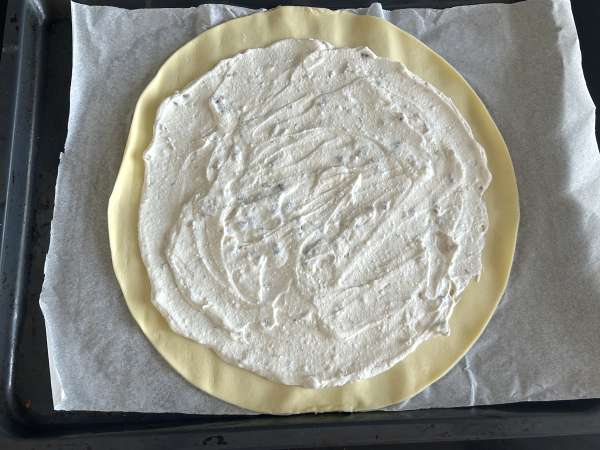 Tærte med pærer, gorgonzola og valnødder – uimodståelig sød-salt kombination - Forberedelse trin 5