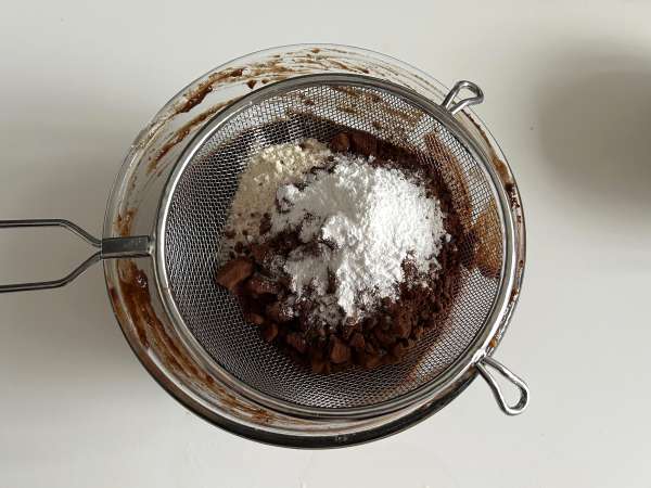 Brownie med sød kartoffel uden smør eller olie - Forberedelse trin 4