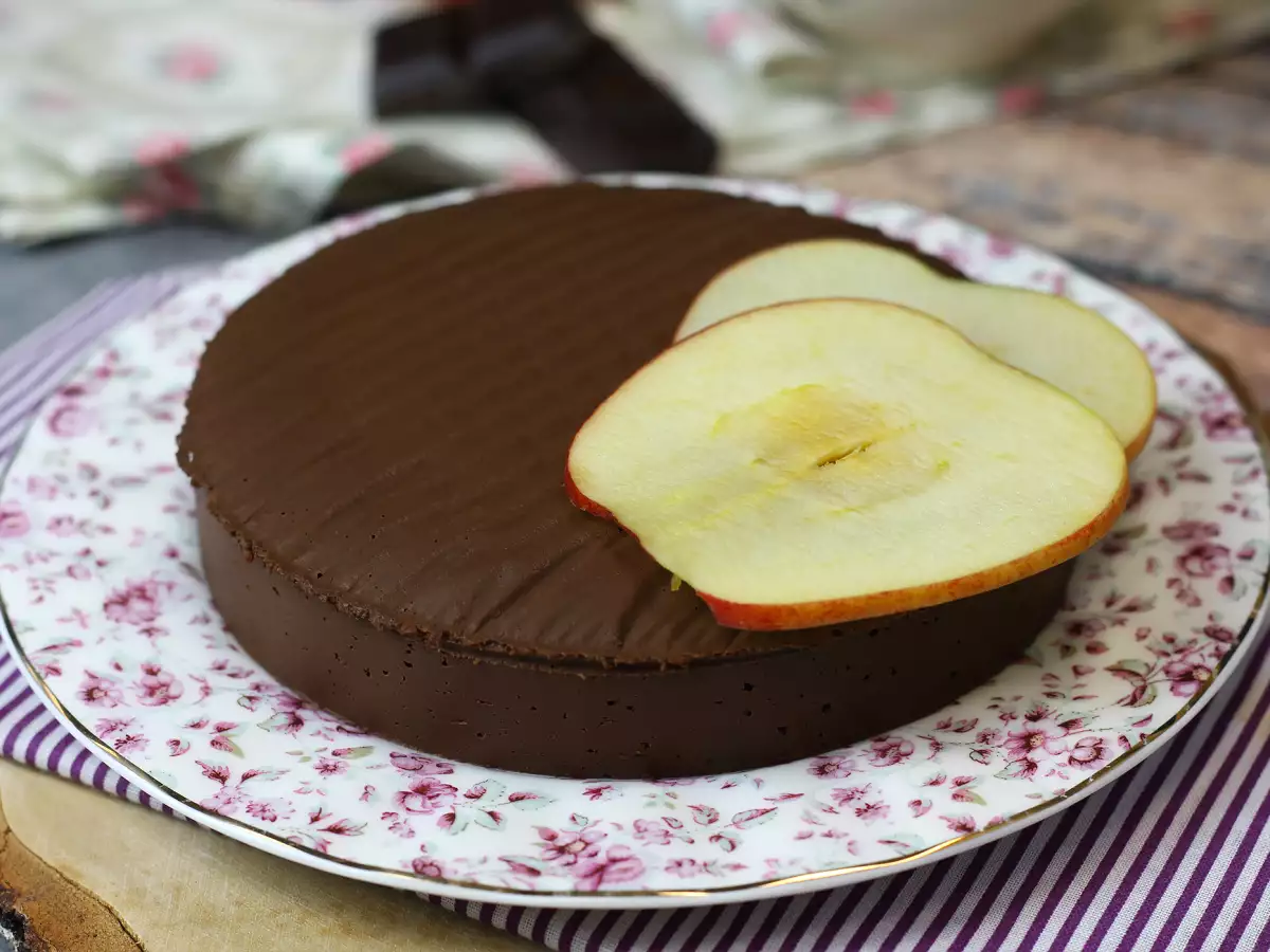 Æble- og chokoladefudge – en supernem dessert med kun 2 ingredienser! - foto 4