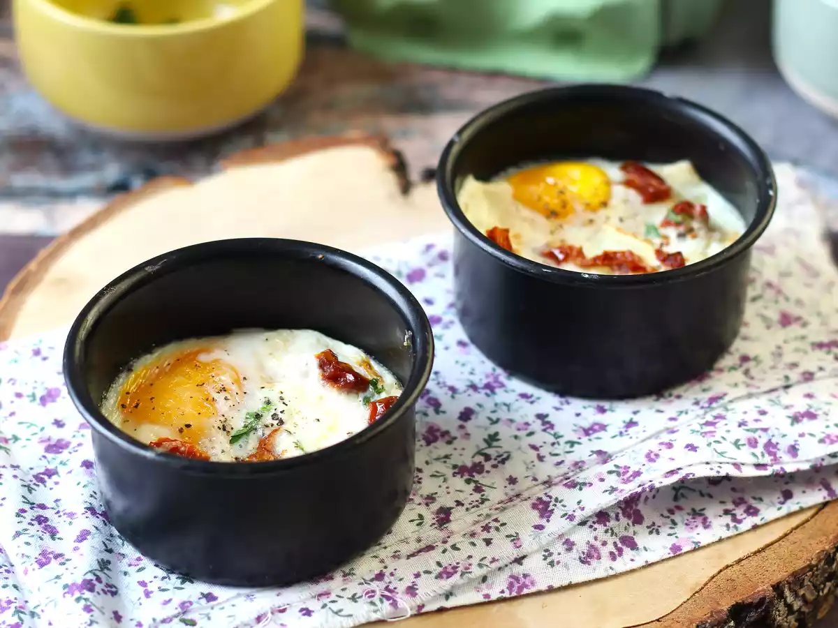 Æggegryde med gedeost og soltørrede tomater på Air Fryer! - foto 3