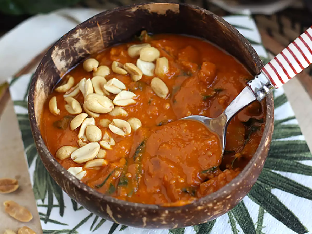 Afrikansk suppe med tomat, jordnødder og mangold – afrikansk jordnøddesuppe - foto 4