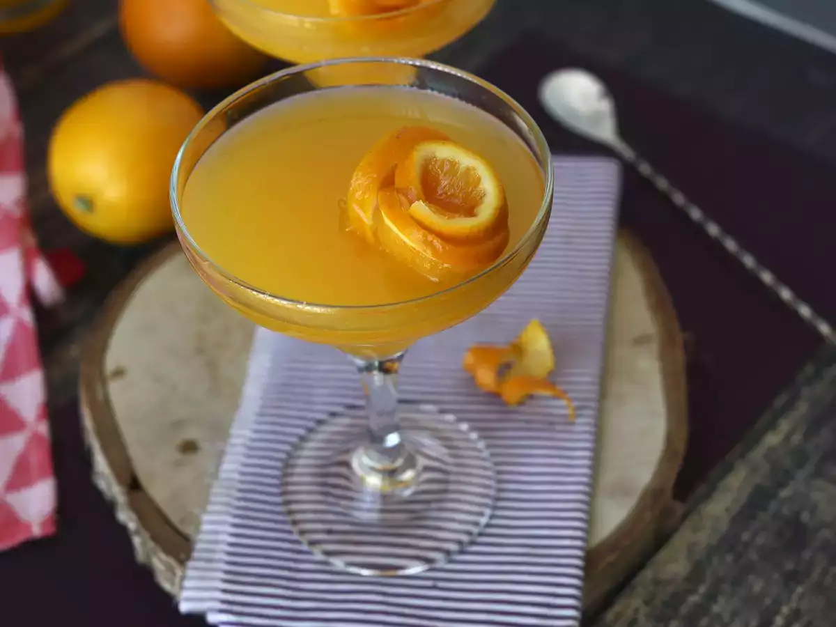 Agua de Valencia, en middelhavscocktail med cava og appelsin, som du kan lave derhjemme. - foto 3