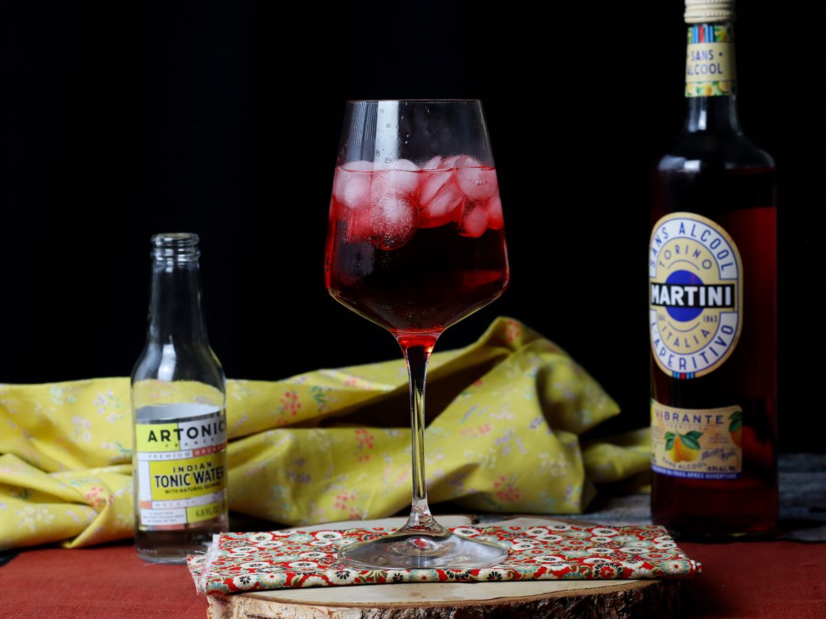 Alkoholfri martini tonic, den friske, frugtagtige cocktail!