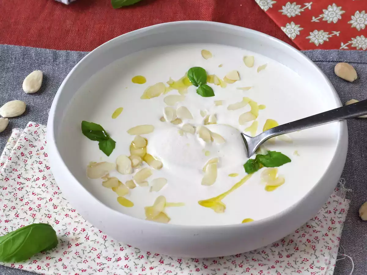 Andalusisk Ajoblanco: den kolde suppe, du altid vil have om sommeren - foto 4