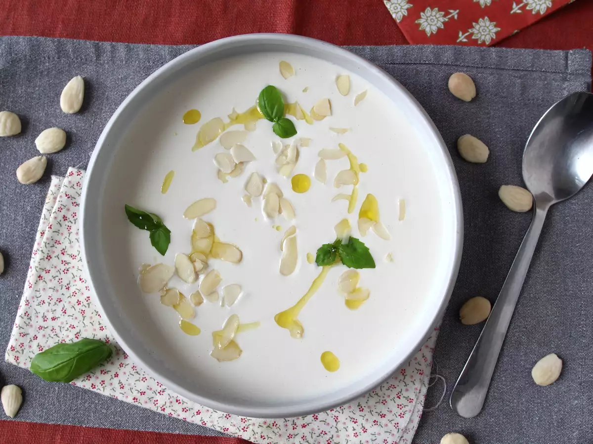 Andalusisk ajoblanco – den kolde suppe, man altid har lyst til om sommeren - foto 5
