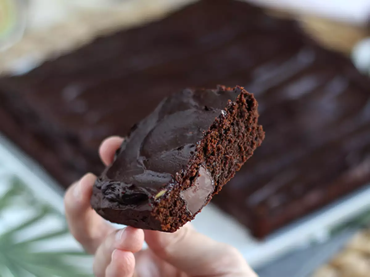 Avocado-brownie med chokolade – uden smør og laktose - foto 2