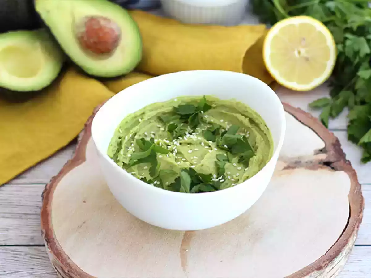 Avocado-hummus