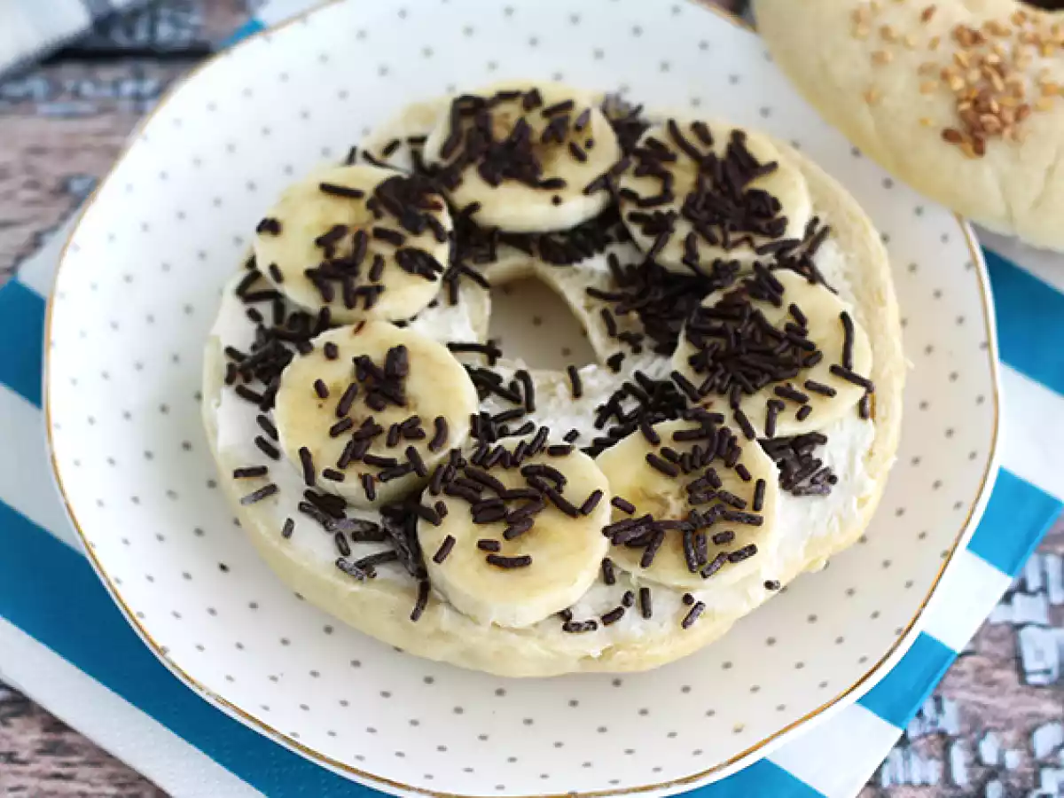 Bagel med chokolade og banan - foto 2