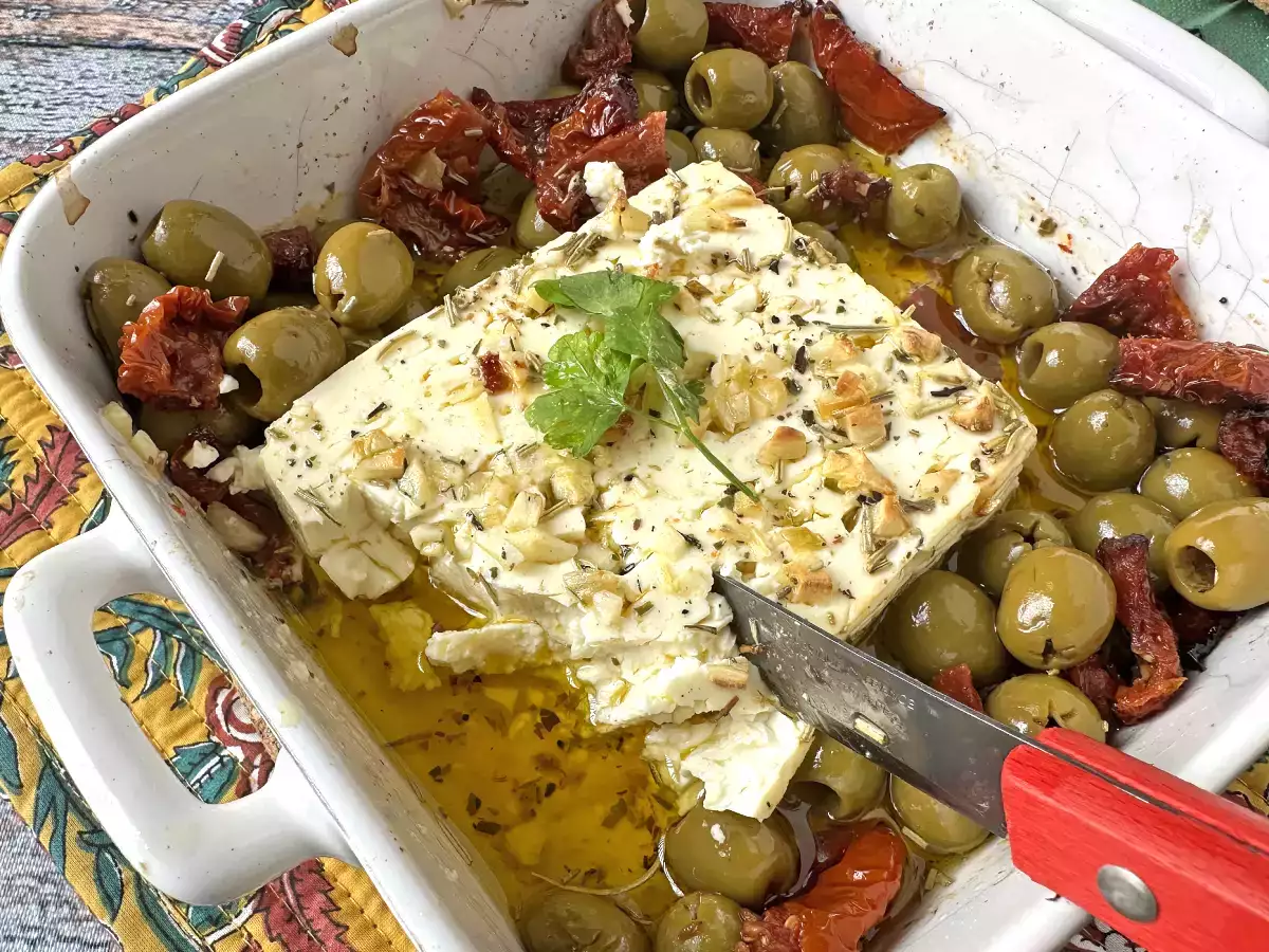 Bagt feta med tørrede tomater og oliven, middelhavsstil - foto 5