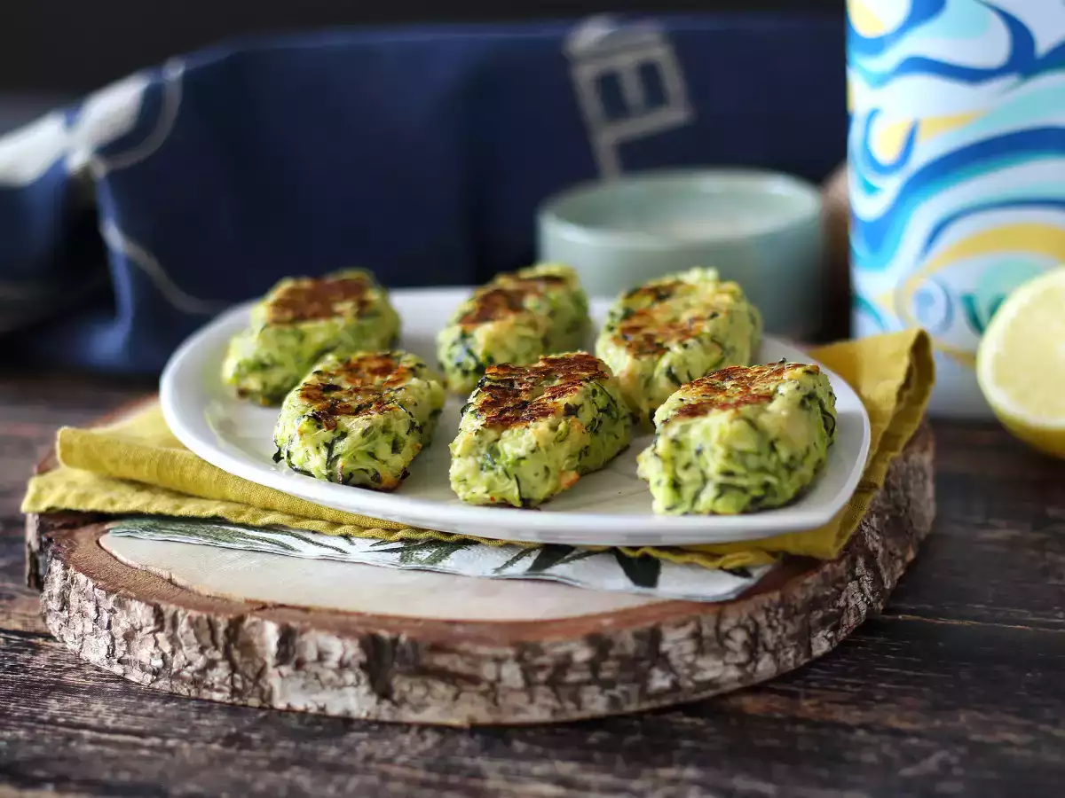 Bagte courgettefrikadeller