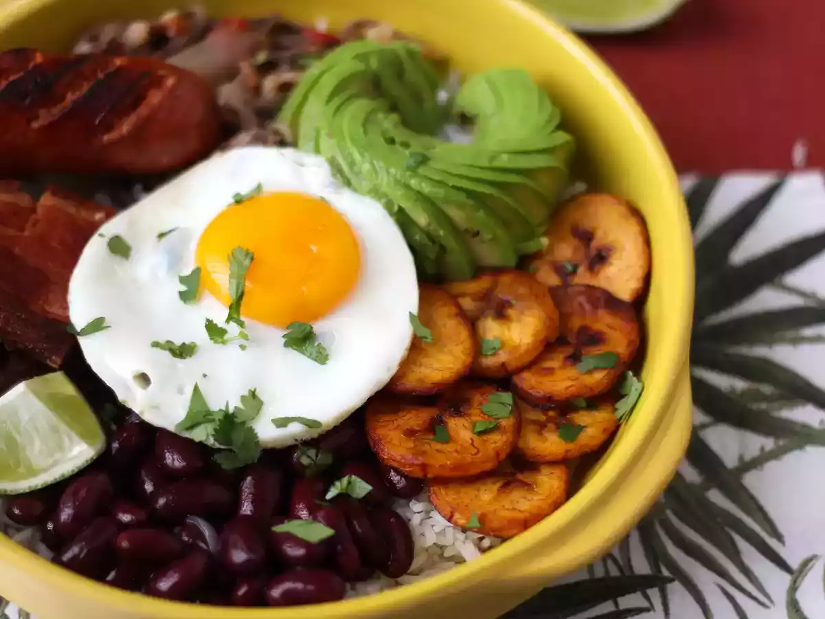 Bandeja Paisa, den colombianske ret fuld af smag og tradition - foto 5