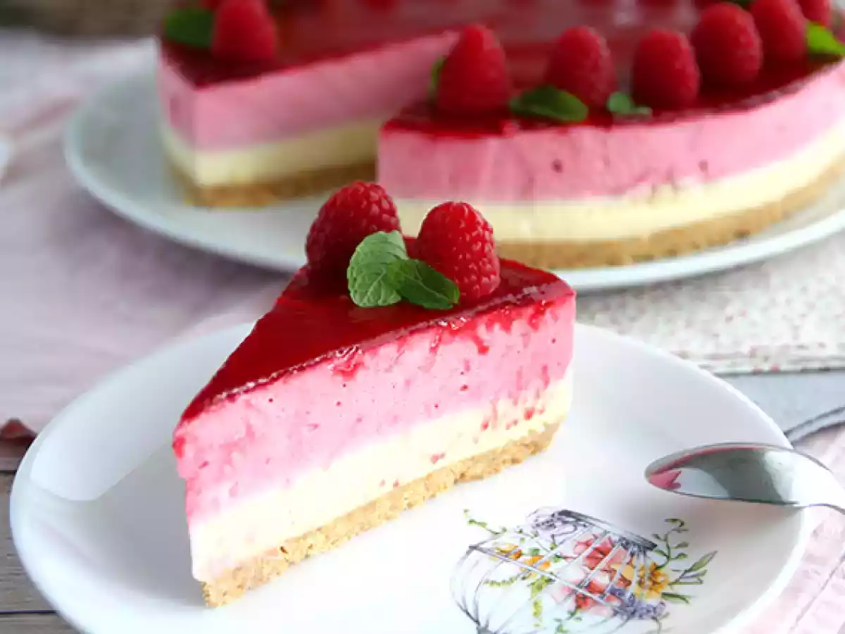 Bavarois med hvid chokolade og hindbær (trin og video) - foto 2